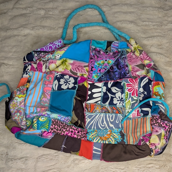 PUALANI COLORFUL BEACH TOTE - Picture 11 of 16